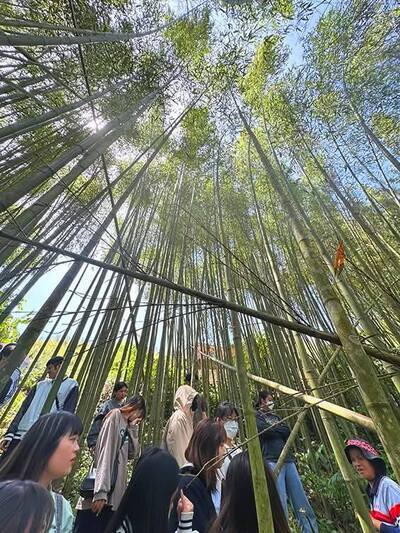 【青年洄游!聯大原專班攜手蓬萊國小共織部落願景!】圖片