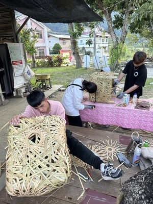 【原住民專班】本校與部落共創工藝傳承，青年學子以創新的設計力展現傳統工藝價值圖片